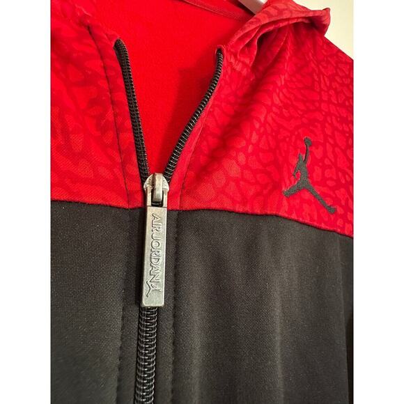 Air Jordan Nike Kids Size Large 12-13 yo Red Black Zip Therma Fit Hoodie FLAWED - Picture 4 of 11